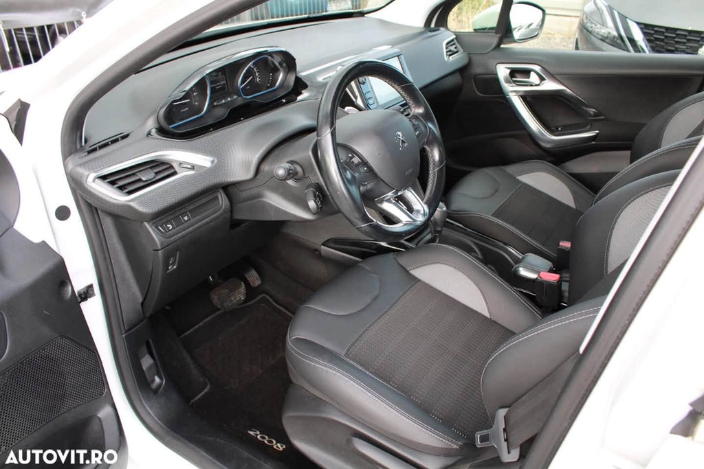 Peugeot 2008 1.2 PureTech Turbo EAT6 S&S Allure